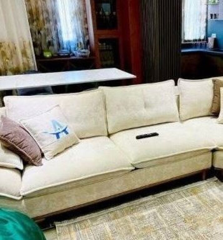 APARTAMENT 3+1 100,000 LEKE RRUGA 5 MAJ