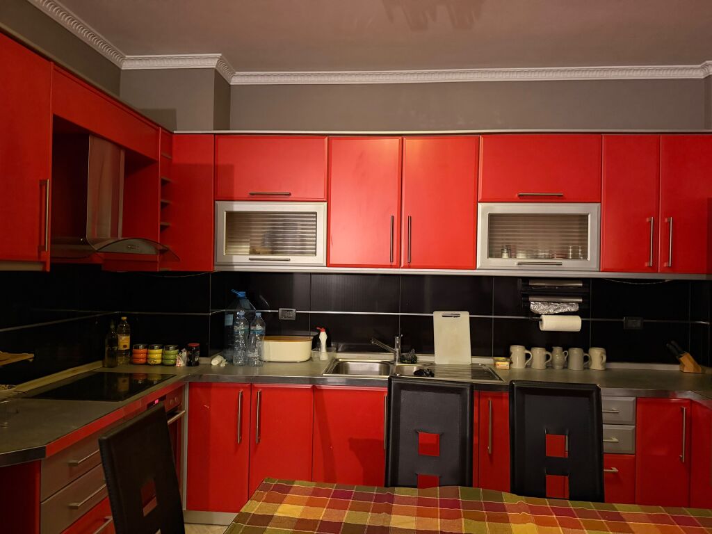 2+1, 8th floor elevator, Shinjatari Astir, 550 thousand lek