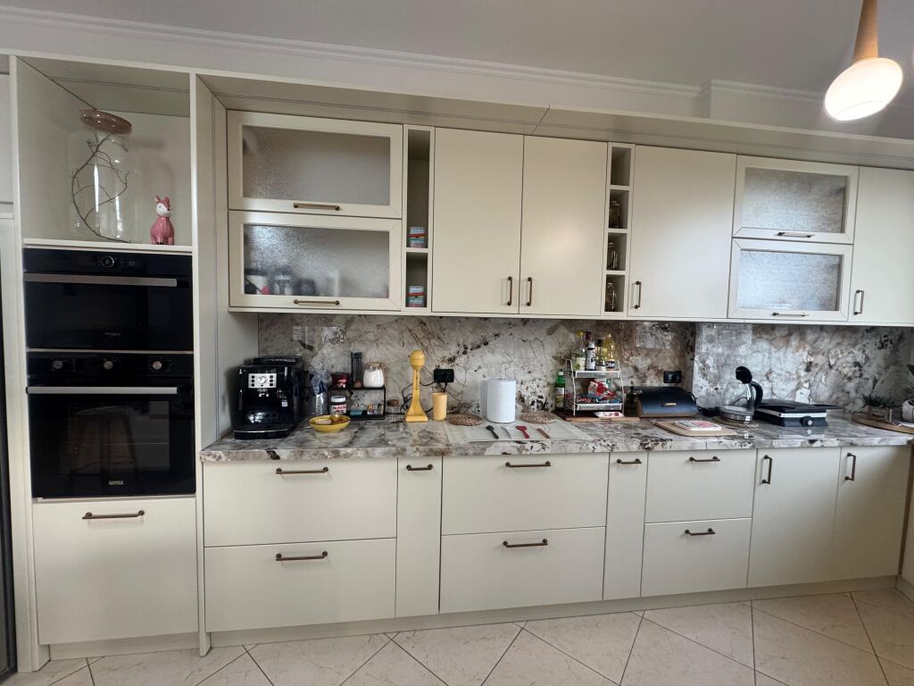 Super apartament per qira
