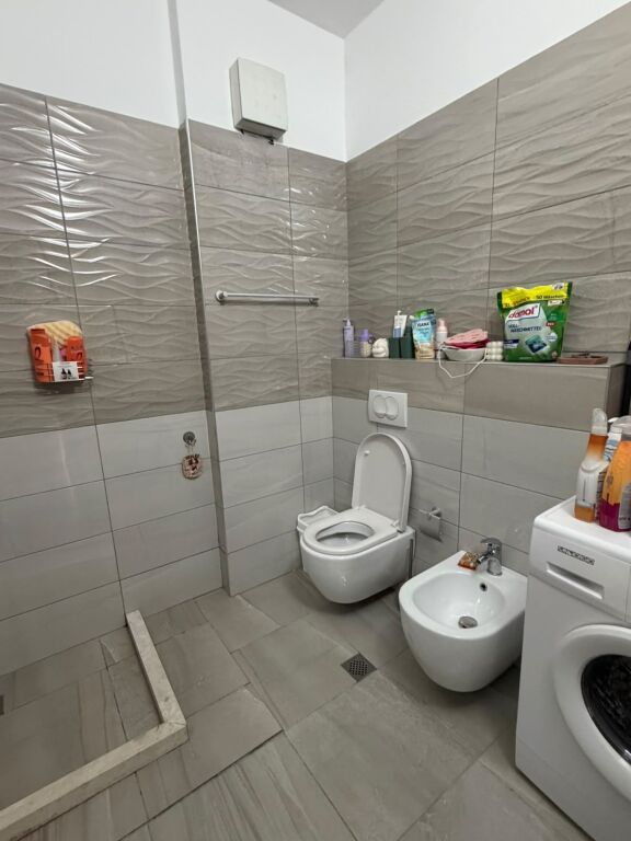 SUPER APPARTAMENTO 2+1 IN AFFITTO IN VIA KAVAJËS  ID 5597