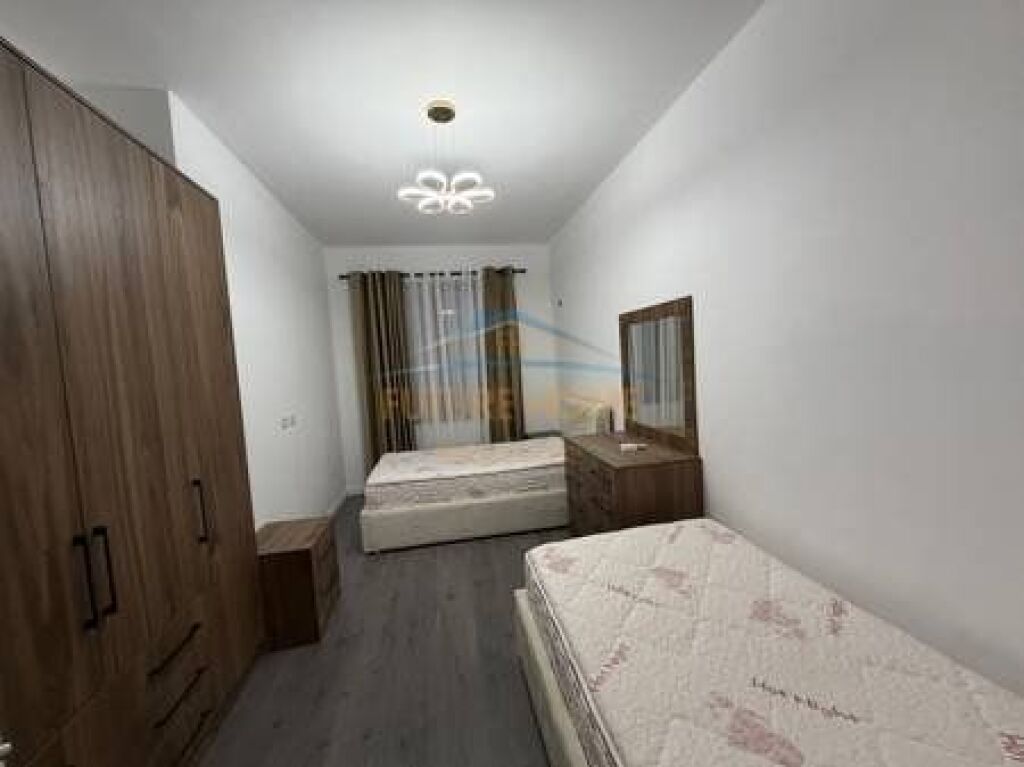 Rent, Apartment 2+1+2, Elbasanit Street, Tirana.