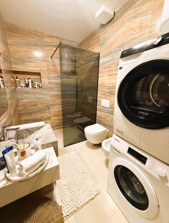🏡Vendesi appartamento 2+1+🅿️ parcheggio a Bulevardi i Ri🔥