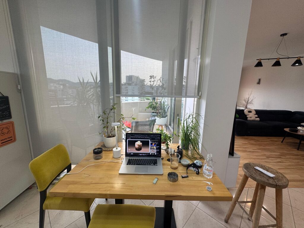 Super apartament per qira
