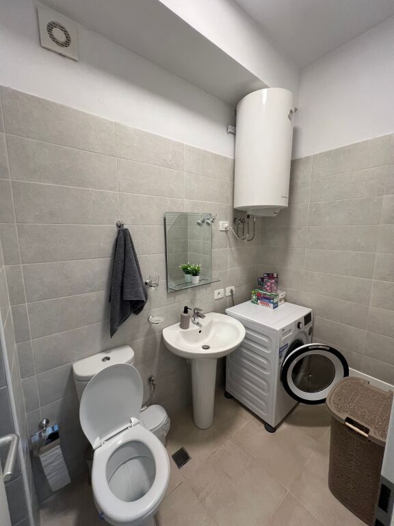 Jepet me qira apartament 2+1+2+Post Parkimi ne Mangalem 21, Ali Demi