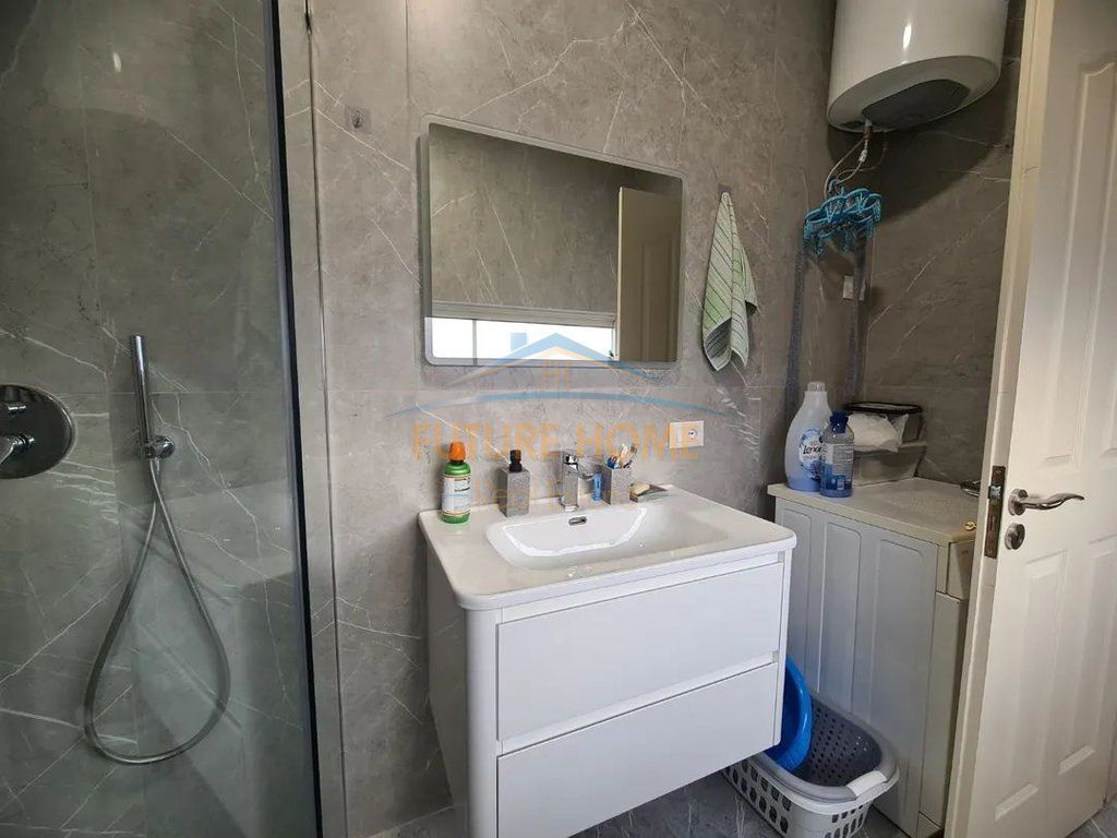 Qera,Apartament 2+1+2 ,Yzberisht