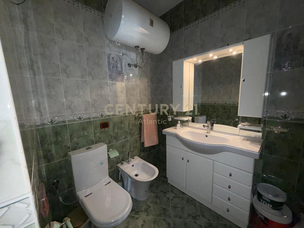 Apartament 2+1 Për Shitje në Durrës - 270000€ | 150 m²