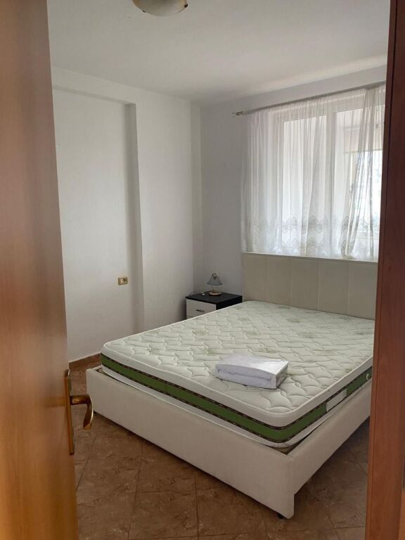 APARTAMENT 1+1 60,000 LEKE PAZARI I RI