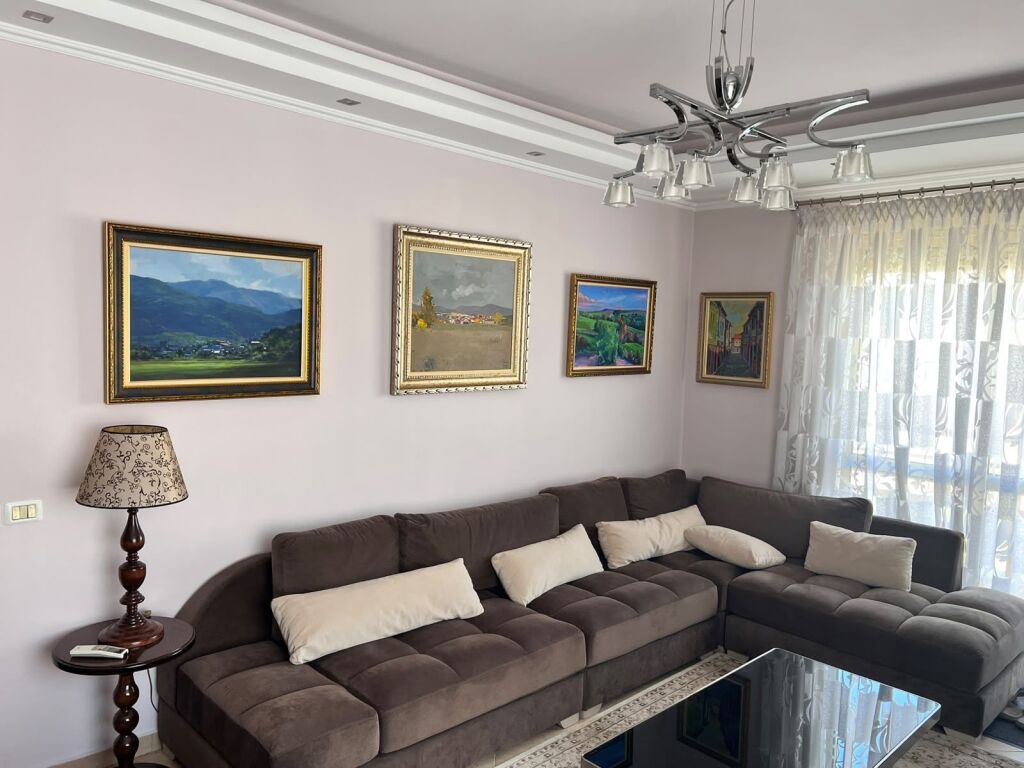 Apartment 3+1+ Parking Space for rent at the Paris Municipality