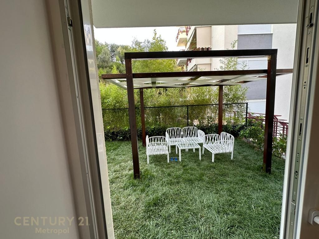 Modern 2+1+2 Apartment with Parking Space – FZ Complex, Liqeni i Thatë!