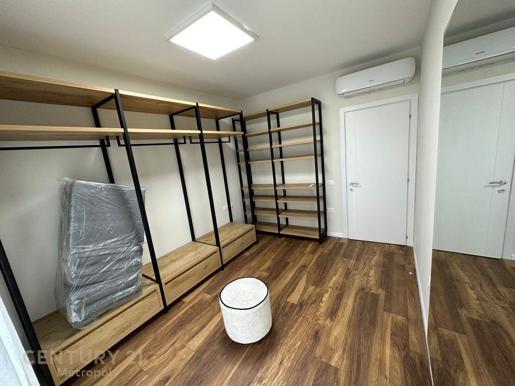 Modern 2+1+2 Apartment with Parking Space – FZ Complex, Liqeni i Thatë!