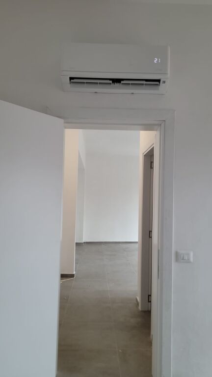 OFFICE FOR RENT 56 M2 21 DECEMBER 65,000 LEKE