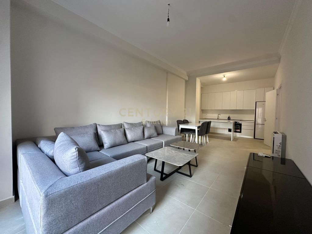 APARTAMENT 1+1 PER QIRA , KOMPLEKSI AURA!