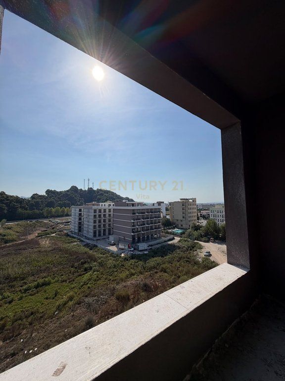 Apartament 2+1 Për Shitje në Vizion 1 ,Mali i Robit, Durrës!