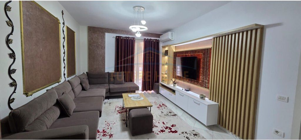 FOR SALE, 2+1 APARTMENT, TOM DOSHI COMPLEX, Tirana.