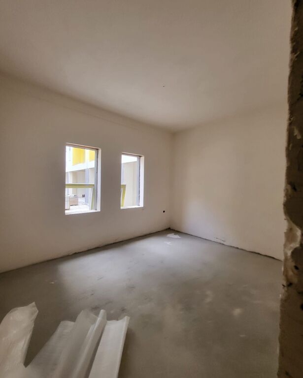 🏡 SHITET APARTAMENT 2+1 + POST PARKIMI – UNIVERS CITY