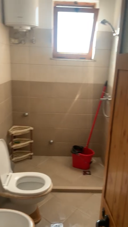 Apartment 2+1 for rent Yzberisht !