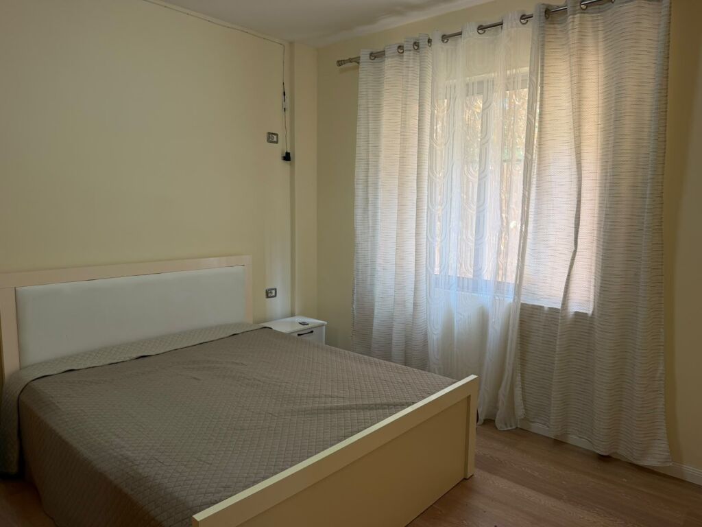 Affitto | Apartament 2 + 1 | Rruga Bektash Berberi | 600 €/mese