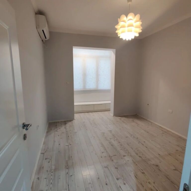 UFFICIO IN AFFITTO 112 M2 VIA KAVAJES 80.000 LEKE