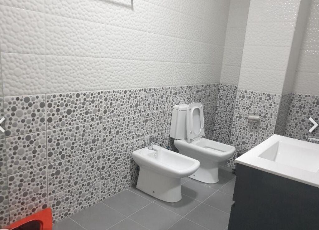 Affitto | Apartament 3 + 1 + 3 | Rruga Peti | 1000 €/mese