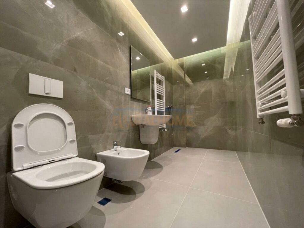 Qera , Apartament 2+1+2+Post Parkimi , Don Bosko, Tirane .