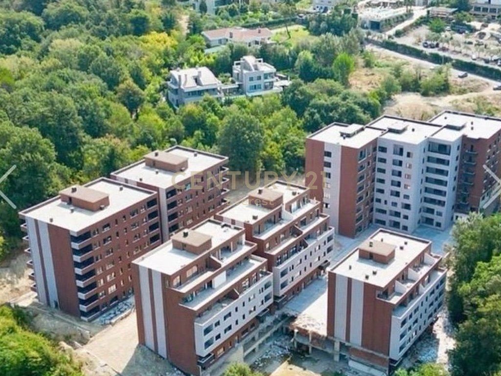COMPLESSO XHELUKS, VENDIAMO APPARTAMENTO 1+1