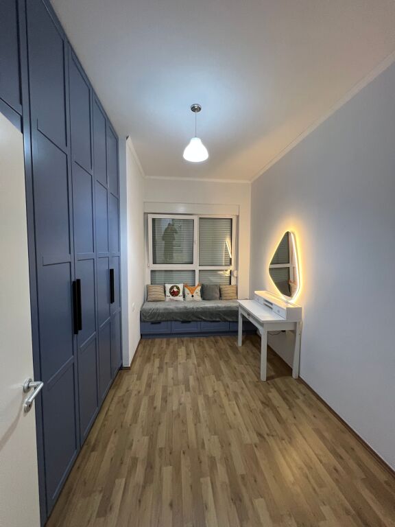 Jepet me qira apartament 2+1+2+Post Parkimi ne Mangalem 21, Ali Demi