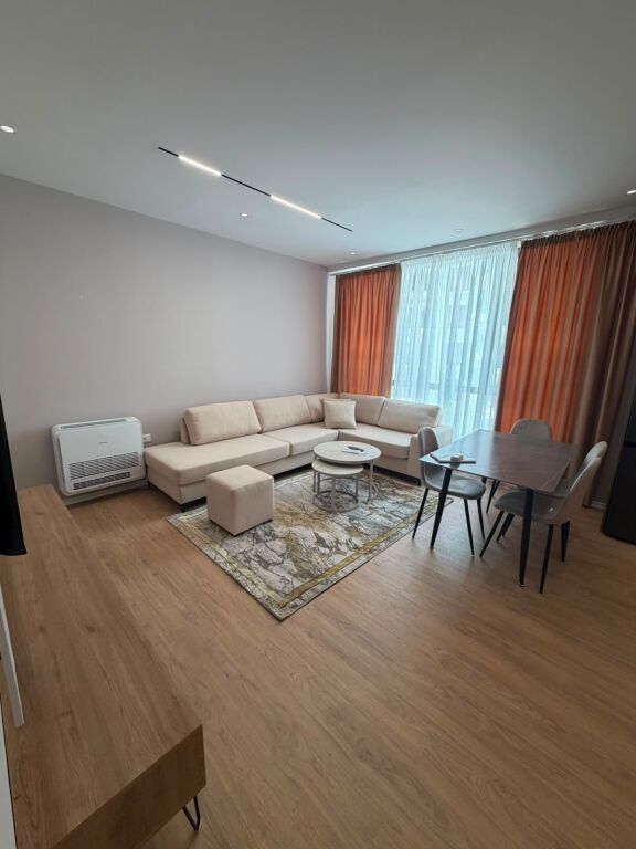 🏠 Jepet me qira apartament 1+1 me post parkimi  📍 Rruga Jordan Misja, pranë Stacionit të Trenit, Tiranë