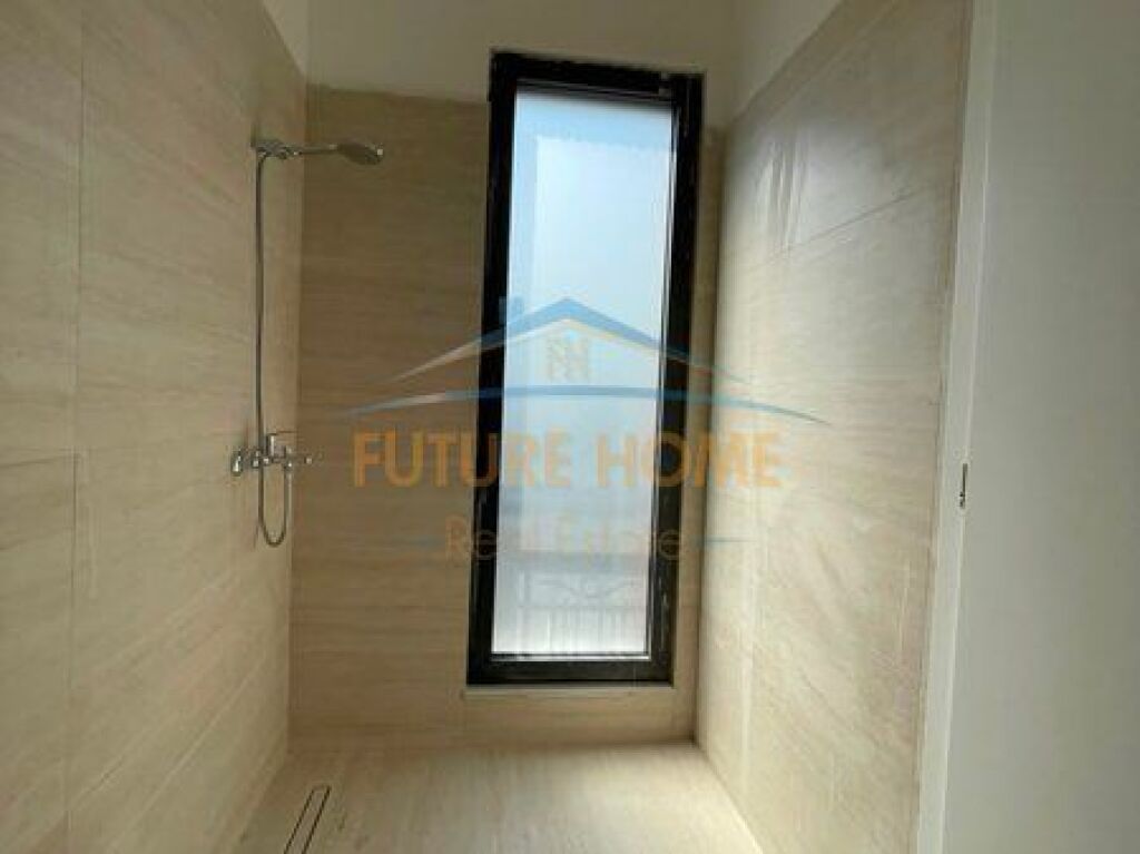 Shitet, Apartament 2+1+2+Post Parkimi, Kompleksi Delijorgji, Tiranë