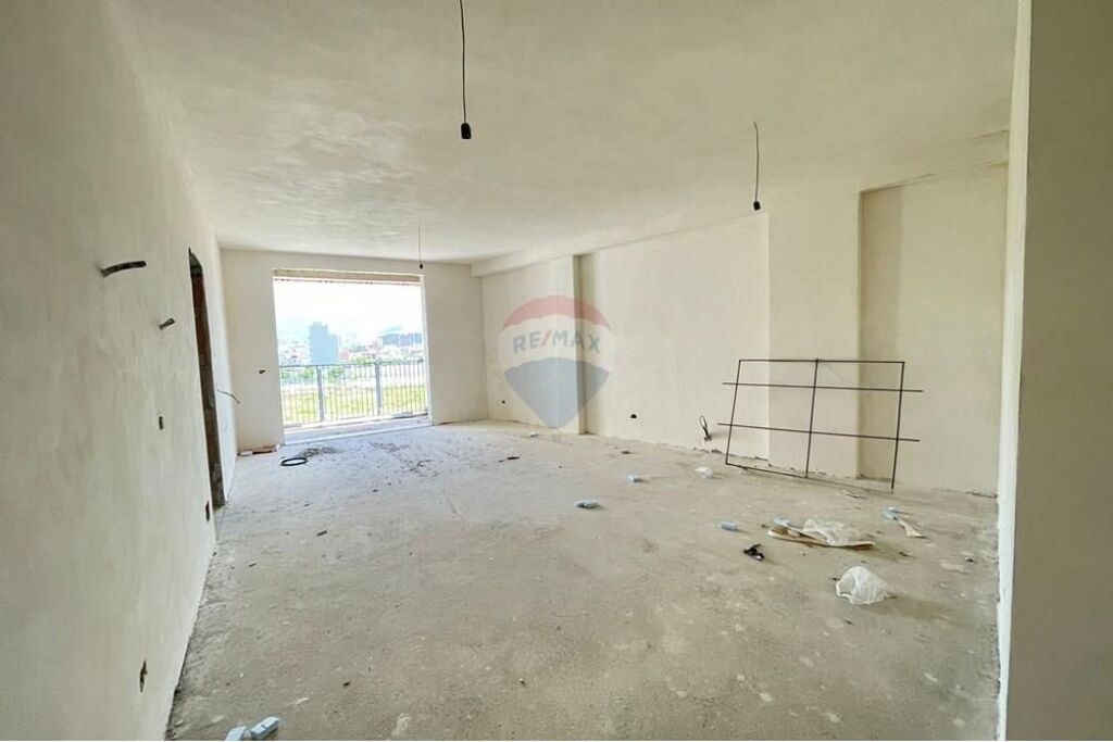 Apartment 2+1+Parking space at Bulevardi Ri!