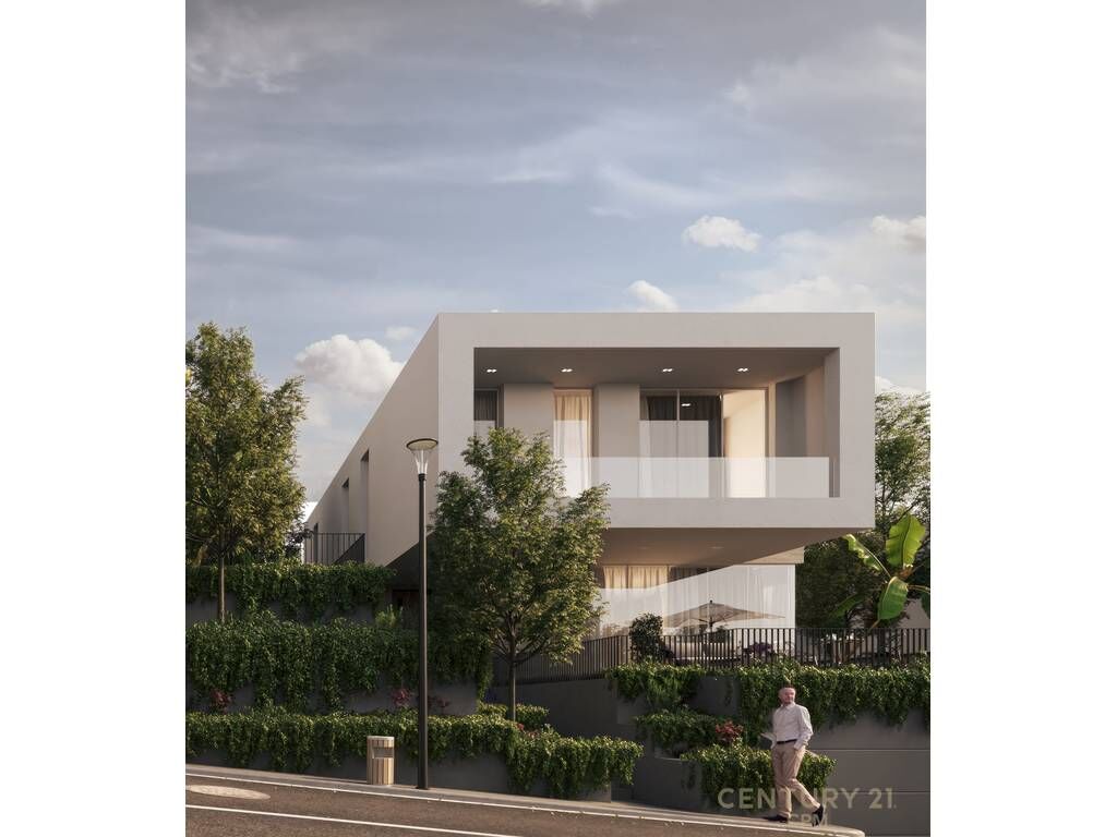 LUXURY VILLA FOR SALE WITH POOL, SECOND LINE, BLIN RESIDENCE, FARKE LAKE