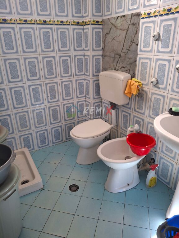 APARTAMENT 2+1 PËR SHITJE – RRUGA E DYLIT, DURRËS