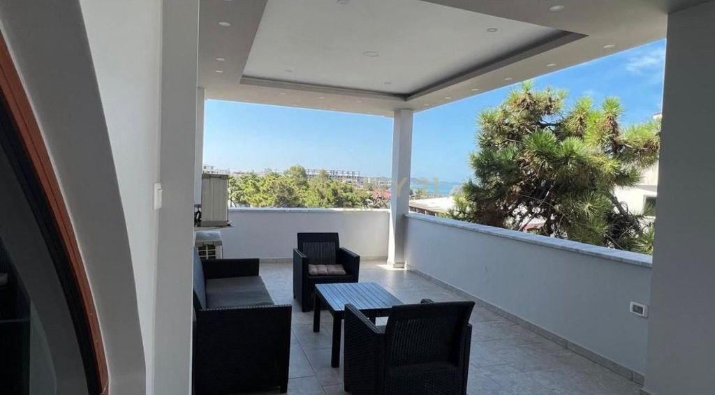 APARTAMENT 2+1+VERANDE PER SHITJE 50M LARG DETIT, NE NJE KOMPLEKS REZIDENCIAL GOLEM!!!
