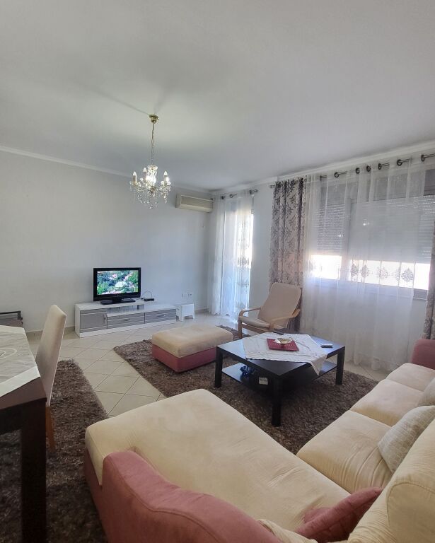 🏡 SHITET APARTAMENT 3+1 – RRUGA E KAVAJËS | MUNDËSI ME KREDI