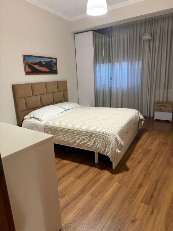 Affittasi 1+1 Viale Zogu i Pare !