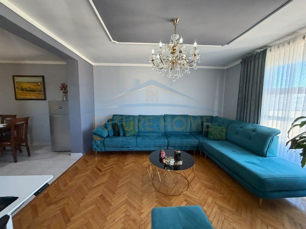 In vendita, Appartamento 2+1, Via Dibrës, Tirana.