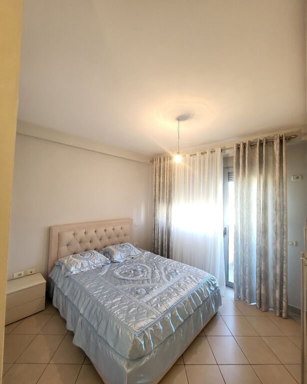 🏡 SHITET APARTAMENT 3+1 – RRUGA E KAVAJËS | MUNDËSI ME KREDI