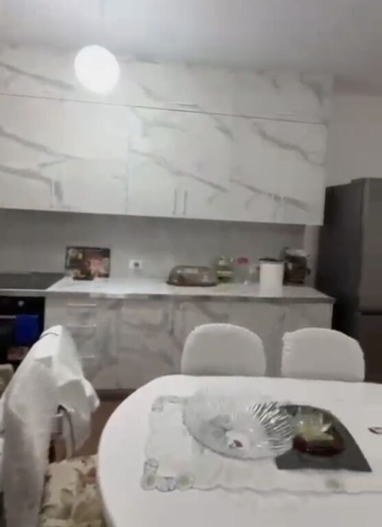 Shitet apartament 1+1 ne Astir , prane Kompleksit Fratari