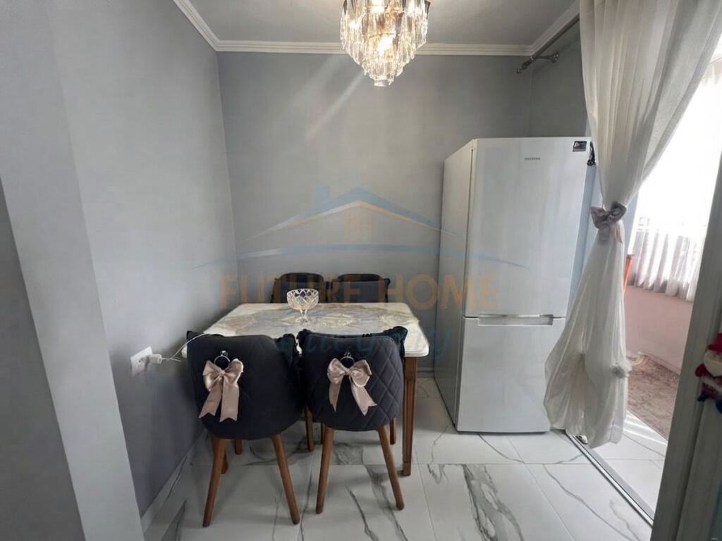 Qera, Apartament 1+1, Shkolla e Baletit, Tiranë.