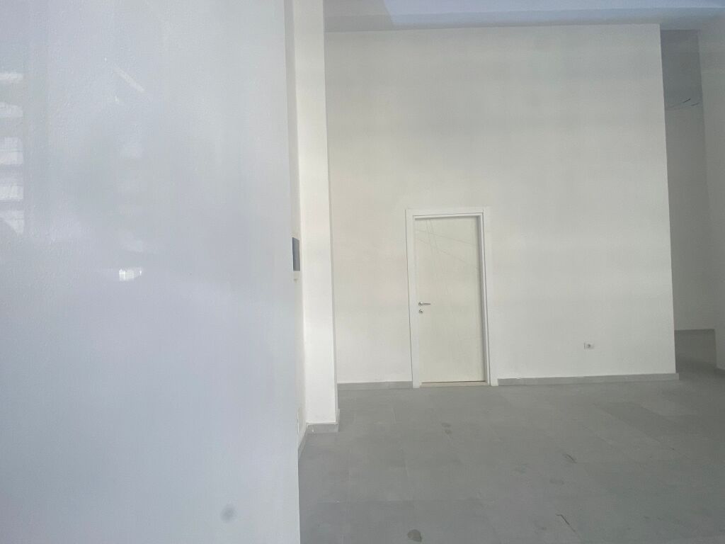 Shop for rent Kombinat !
