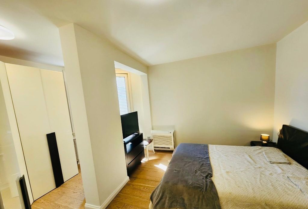 Apartment 2+1+2 for rent at Willson Square 1600€ | 120 m²