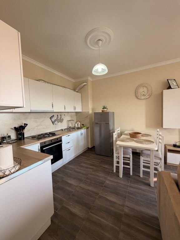 🏡 Apartment 2+1+2 for rent Stadium DurresPet Friend