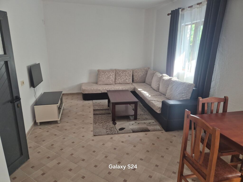 Affittasi casa privata 1+1