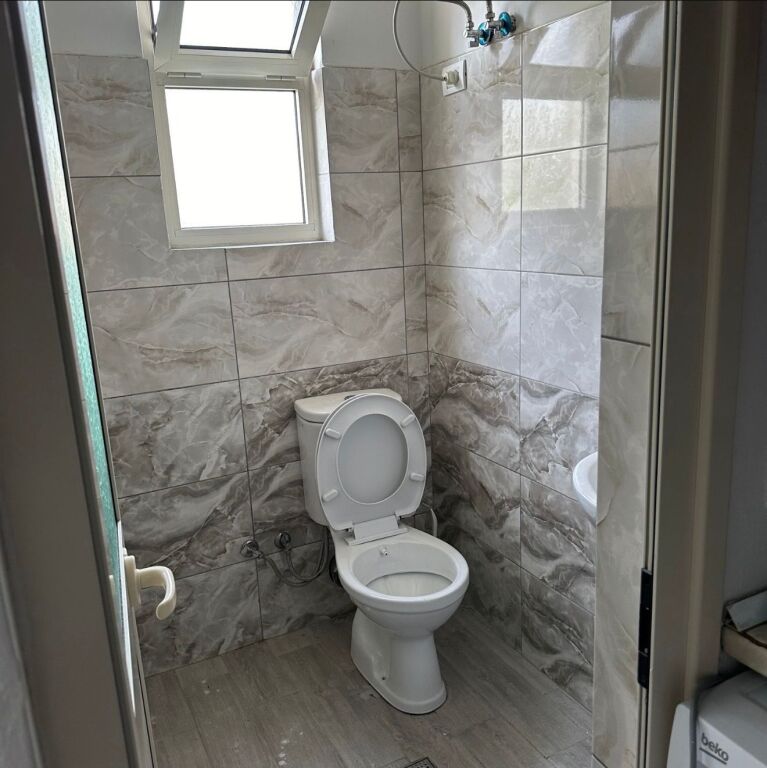 Monolocale in affitto- Economico- Via Elbasan- Tirana