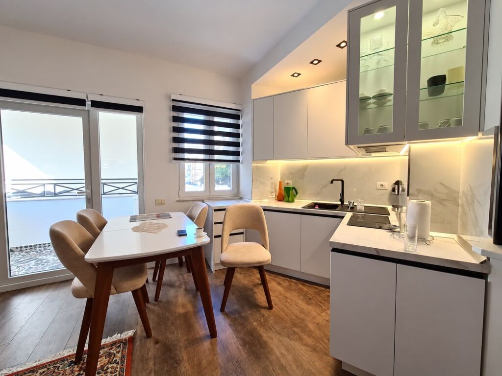 Qera,Apartament 1+1,Qender