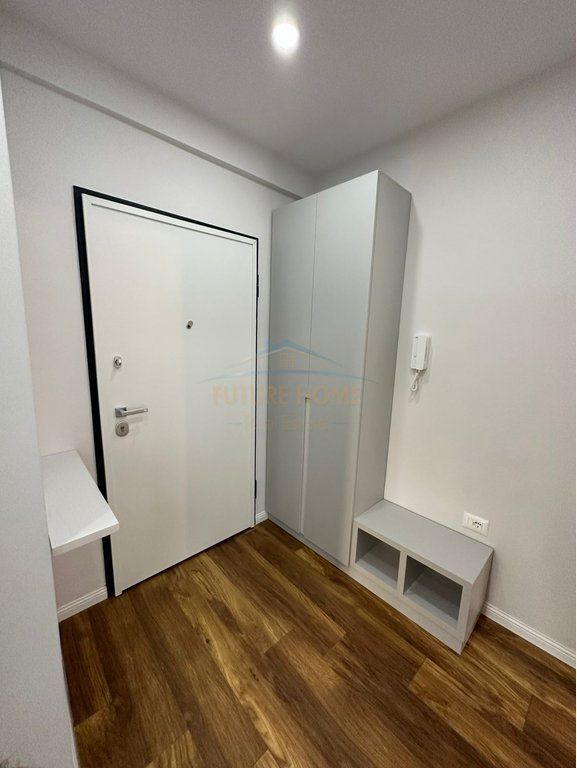 Affitto, Appartamento 2+1+Posto Auto, Lago Secco, Tirana.