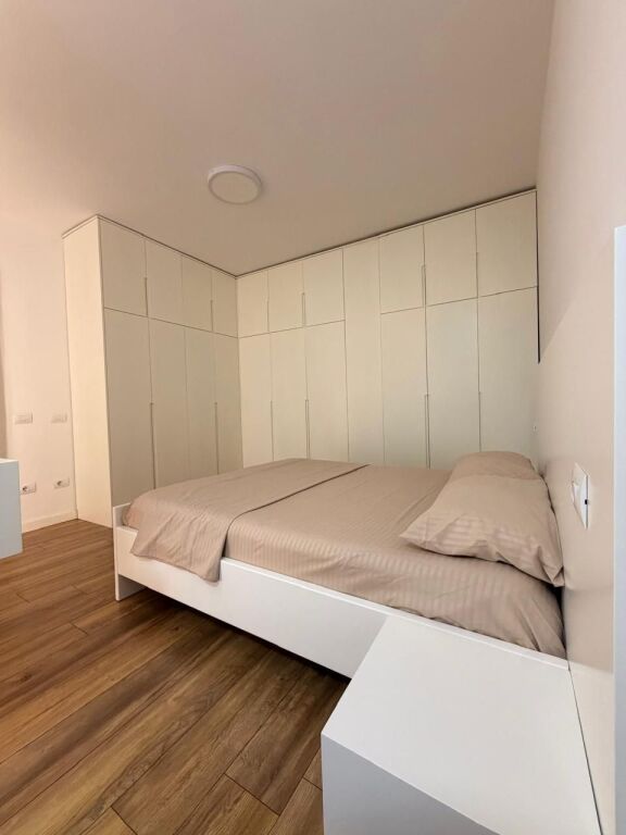 For rent 2+1+1 Astir near Rotonda 600 thousand lek