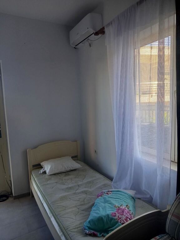 STUDIO APARTMENT 25,000 LEKE ALI DEMI