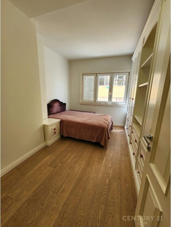 Appartamento 2+1+2 in affitto a Piazza Willson 1600€ | 120 m² 1.600 € /Mese