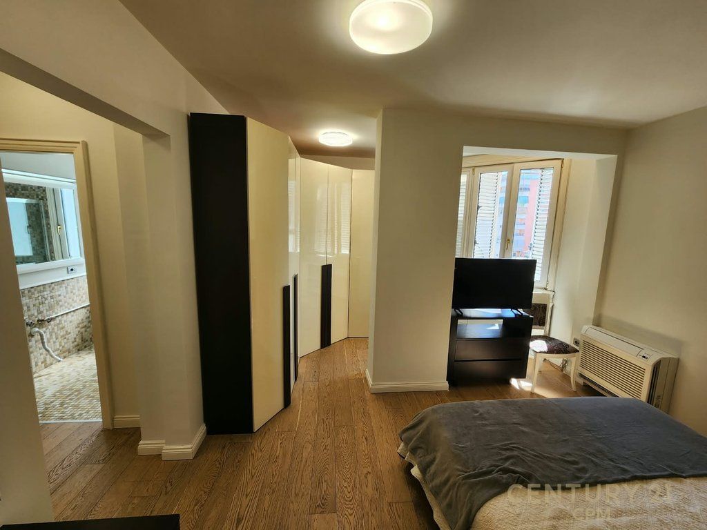 Apartment 2+1+2 for rent at Willson Square 1600€ | 120 m²
