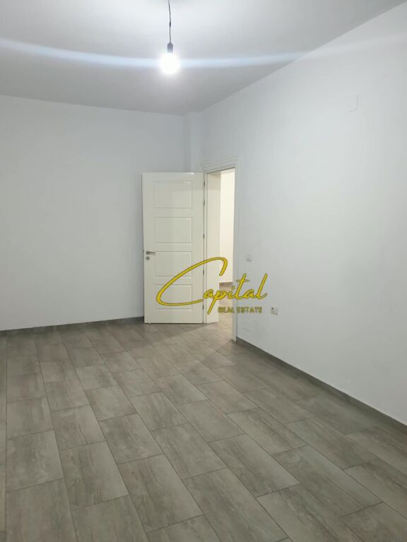 APARTAMENT ME QIRA 2+1 KOMUNA E PARISIT 50.000 LEKE